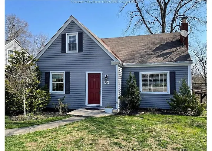 Quaint, Comfy, Close & Convenient